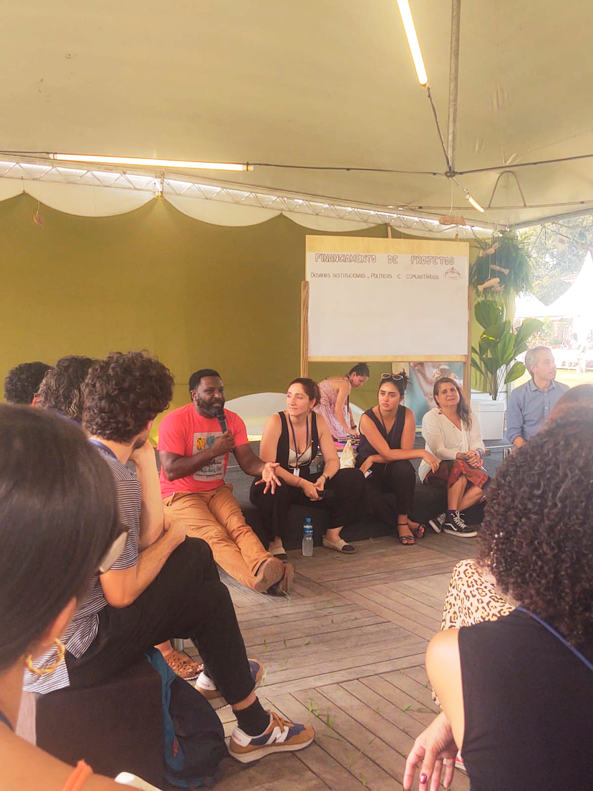 Roda de conversa de Financiamento da Sustentabilidade, no I Encontro Internacional de Territórios e Saberes